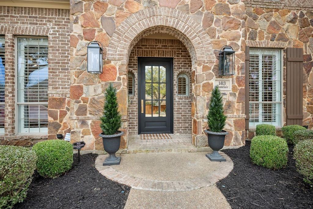 1413 Montclair Circle