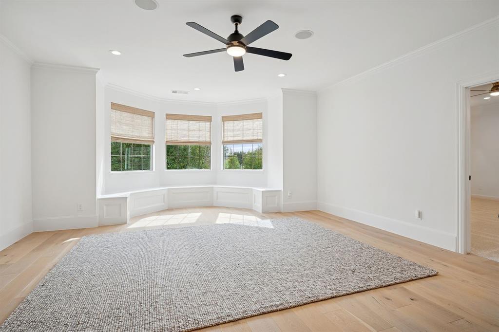 Lacima Manor - Residential