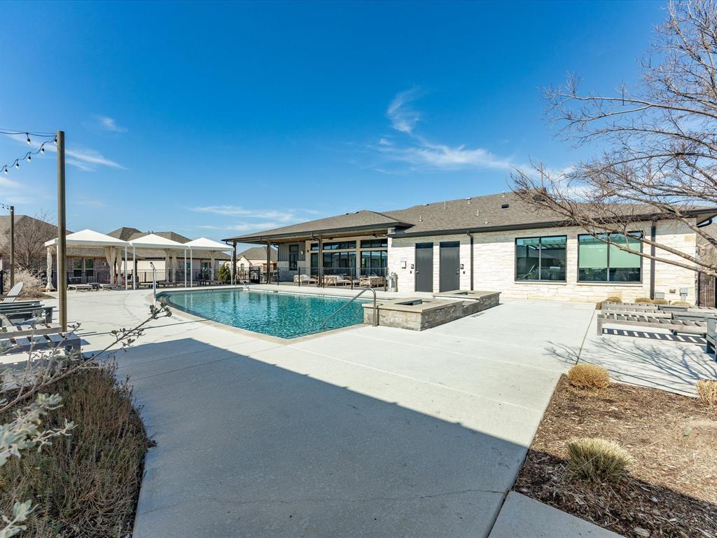 Ladera Tavolo Park Condos - Residential