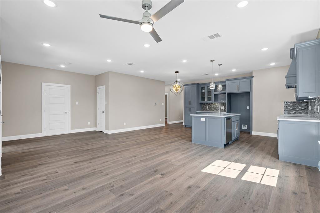 Comanche Cove - Residential