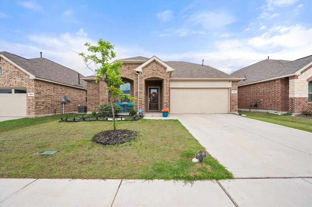 2512 Eden Creek Drive