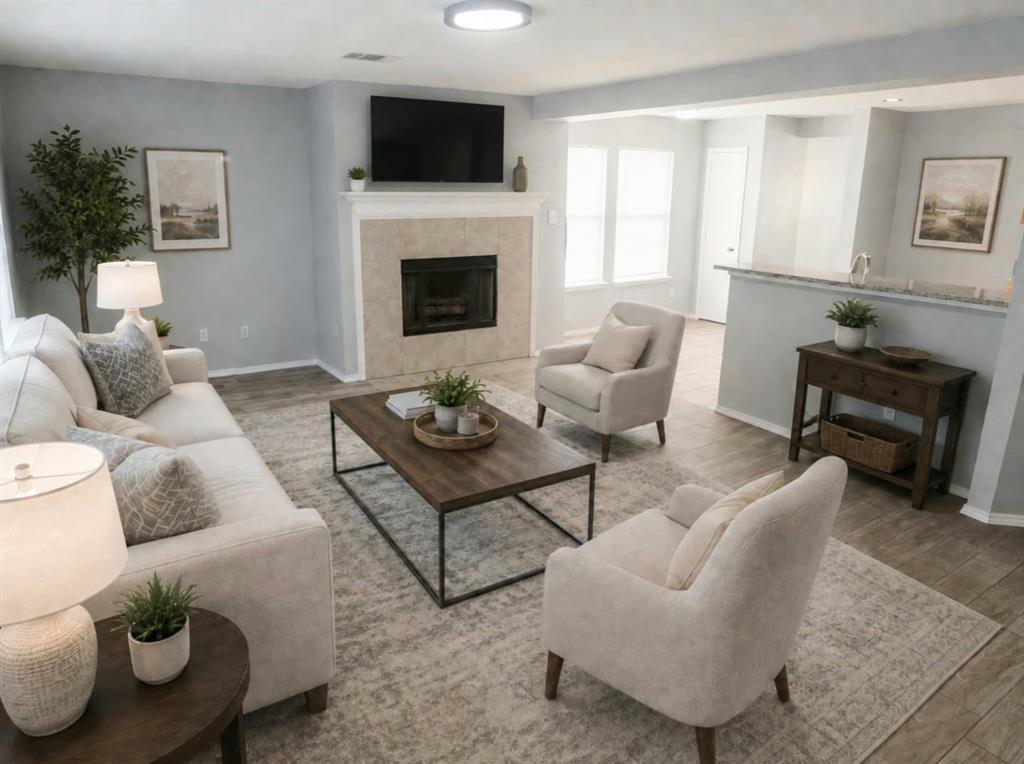 1336 Falcon Trail