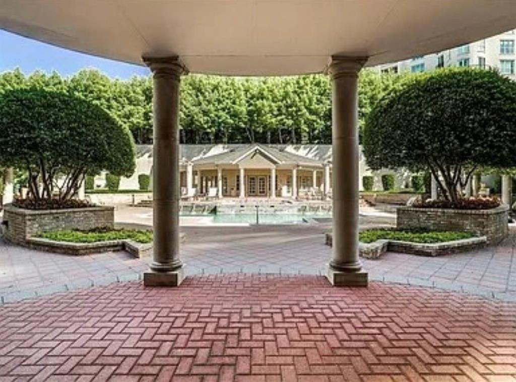 3400 Welborn Street 312