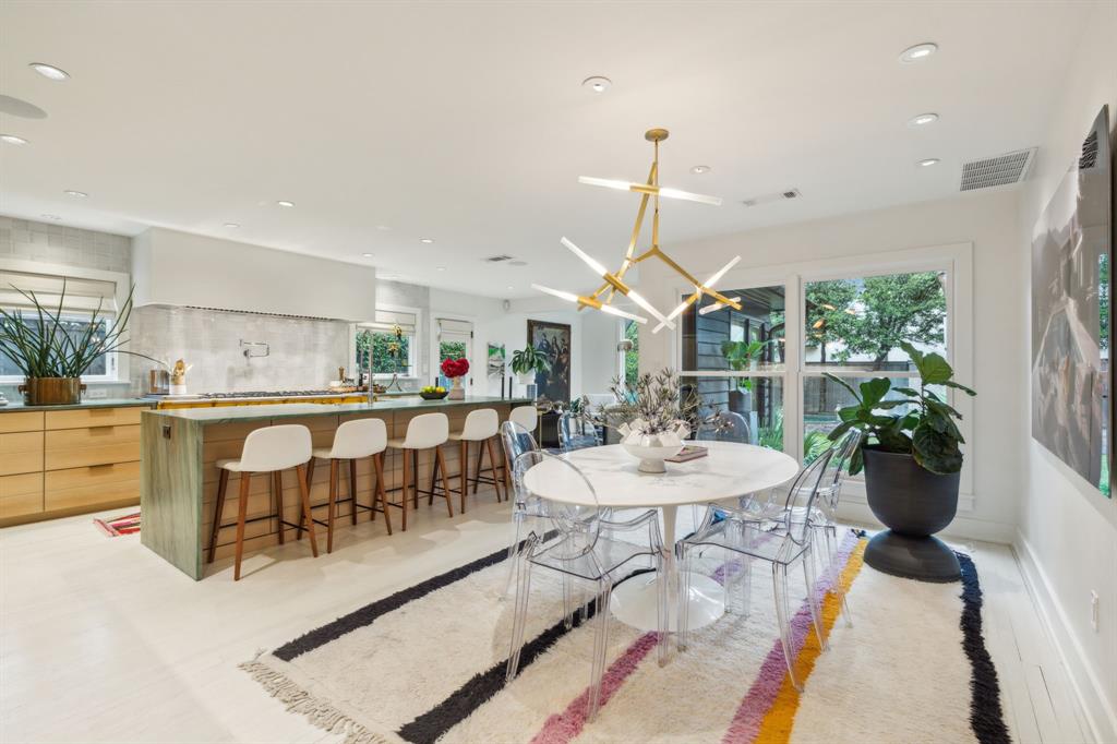 UNIVERSITY HEIGHTS - Residential