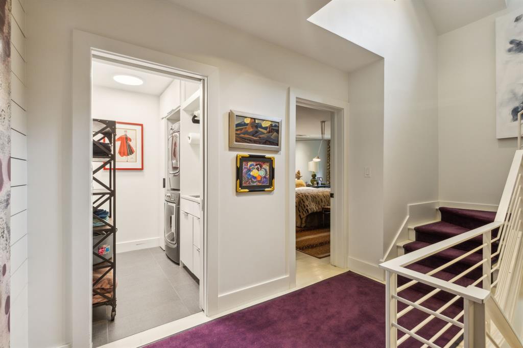 UNIVERSITY HEIGHTS - Residential