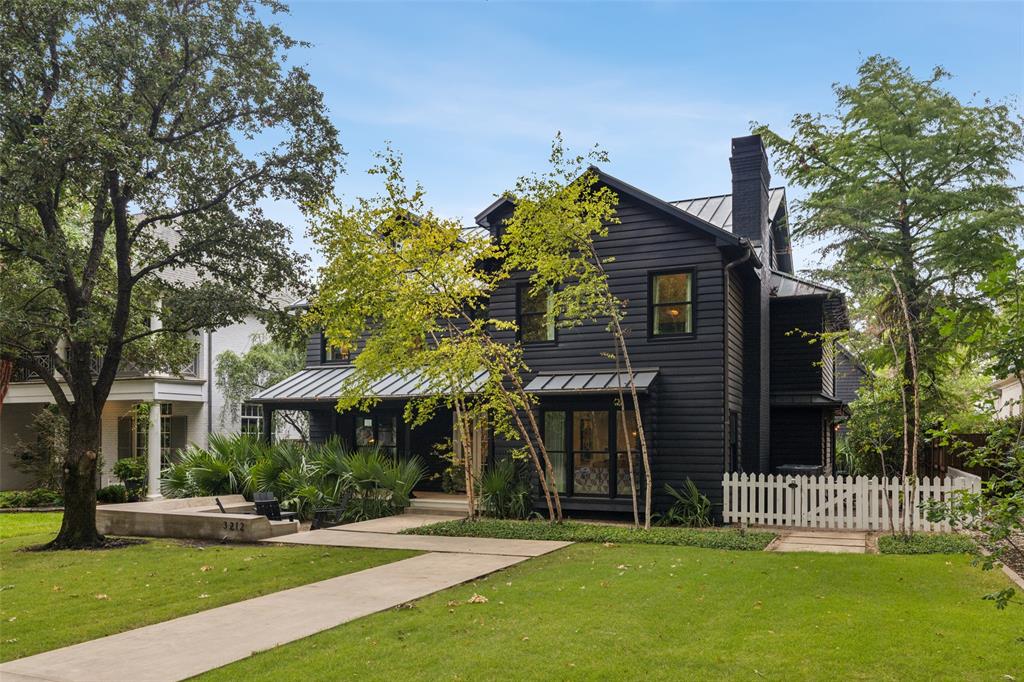 UNIVERSITY HEIGHTS - Residential