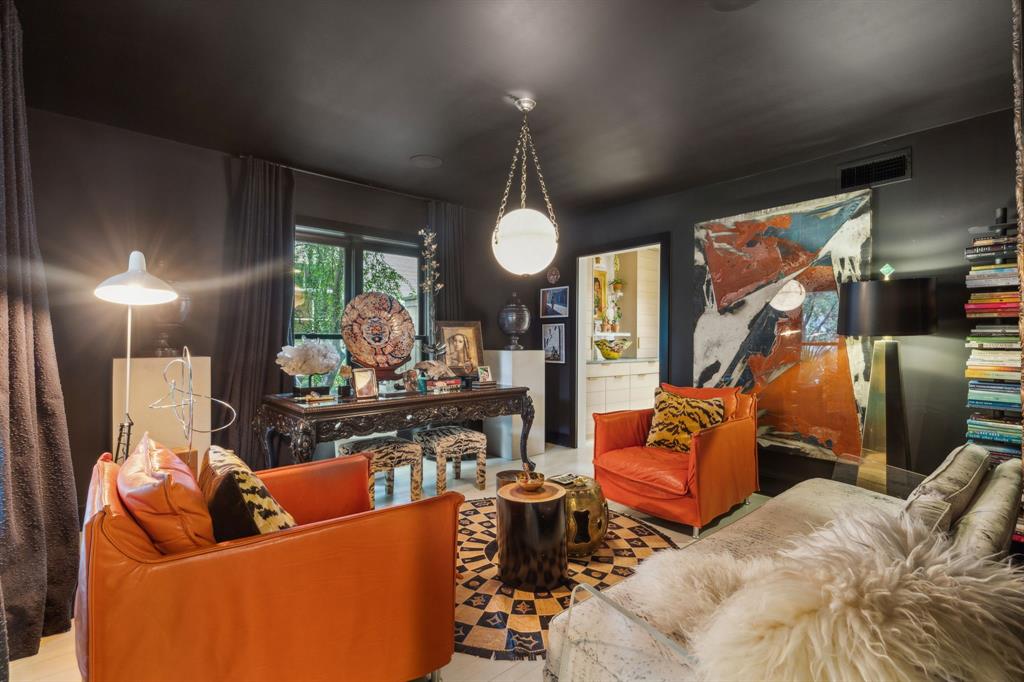 UNIVERSITY HEIGHTS - Residential