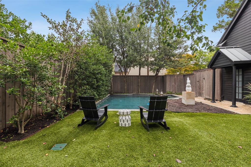 UNIVERSITY HEIGHTS - Residential