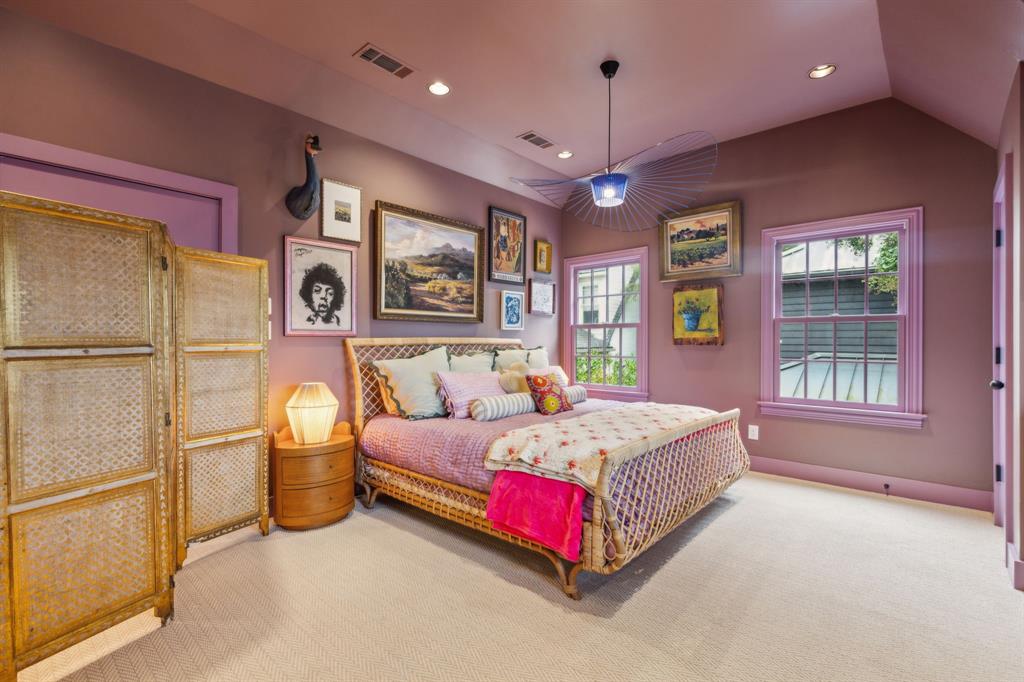 UNIVERSITY HEIGHTS - Residential