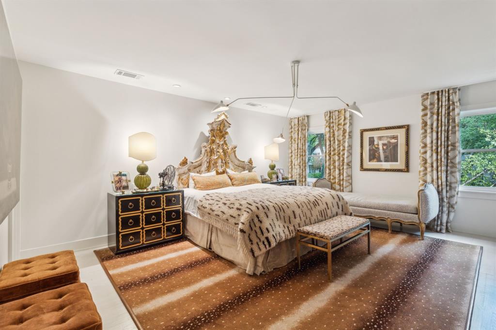 UNIVERSITY HEIGHTS - Residential