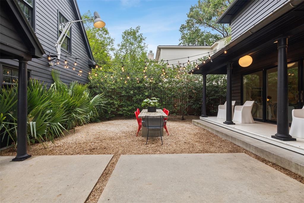 UNIVERSITY HEIGHTS - Residential