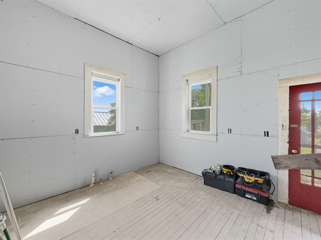 HOWARD - Residential