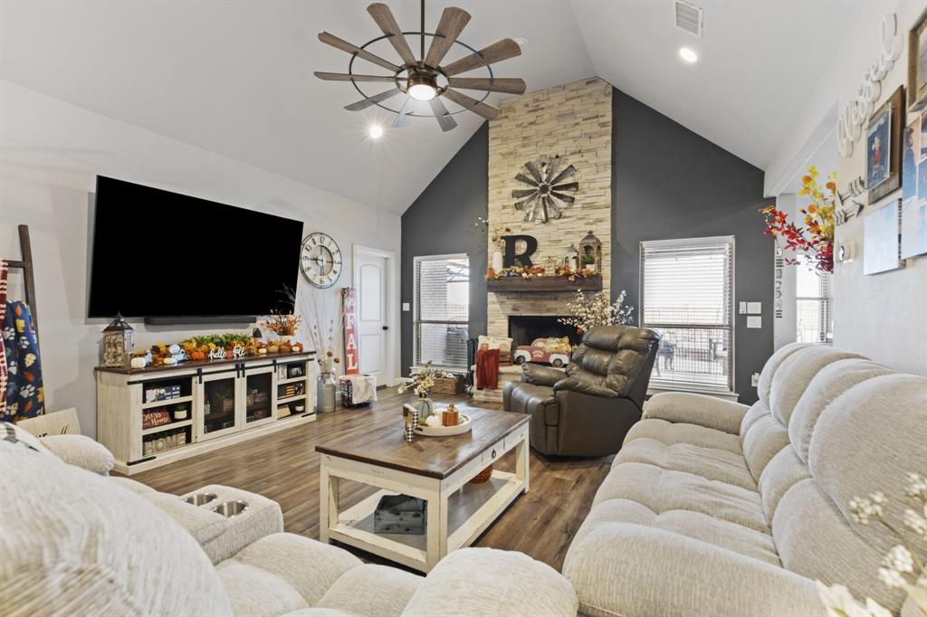 MCINTYRE RICHARD R A-G0797 - Residential