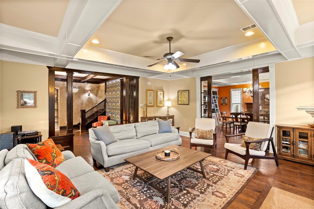 University-Rev - Residential