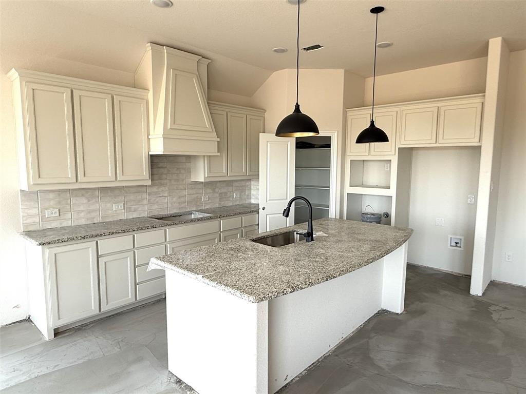 113 Grey Wolf Court