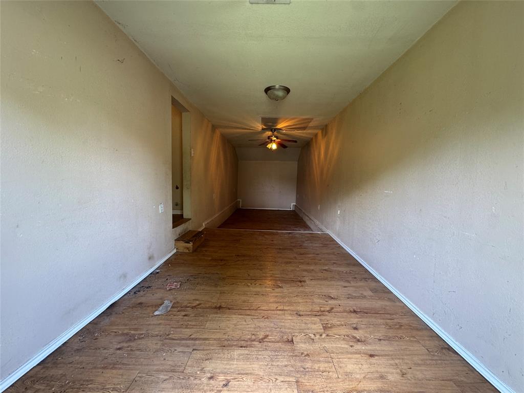 918 N Barnett Avenue