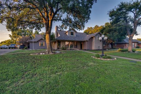 2209 Vicksburg Drive Sachse TX 75048