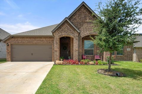 1308 Tucker Lane Kennedale TX 76060