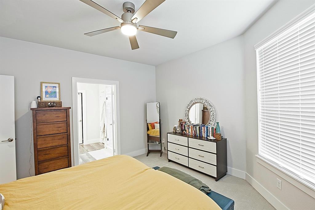 Dallas, Texas 75204, United States, 2 Bedrooms Bedrooms, ,3 BathroomsBathrooms,Residential,Active,212303