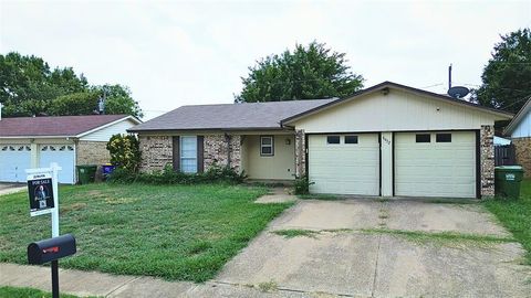 6432 Grasshopper Drive Watauga TX 76148