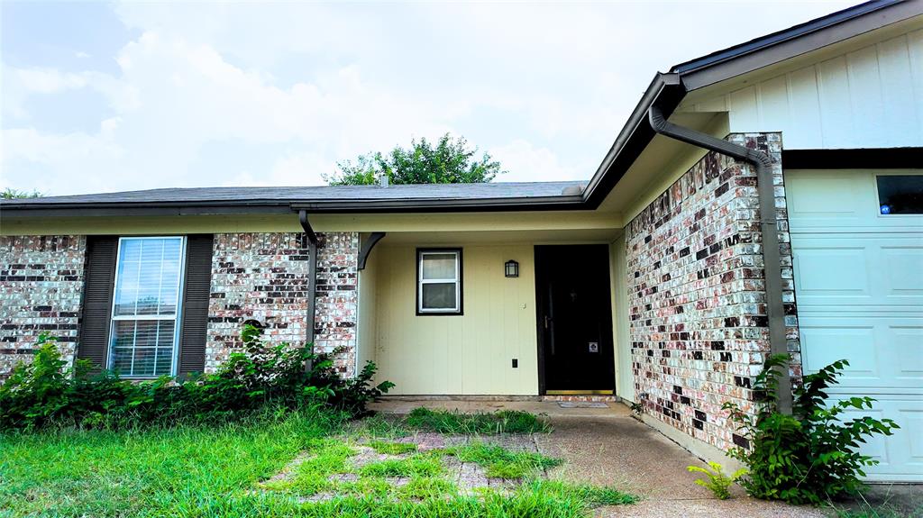 6432 Grasshopper Drive