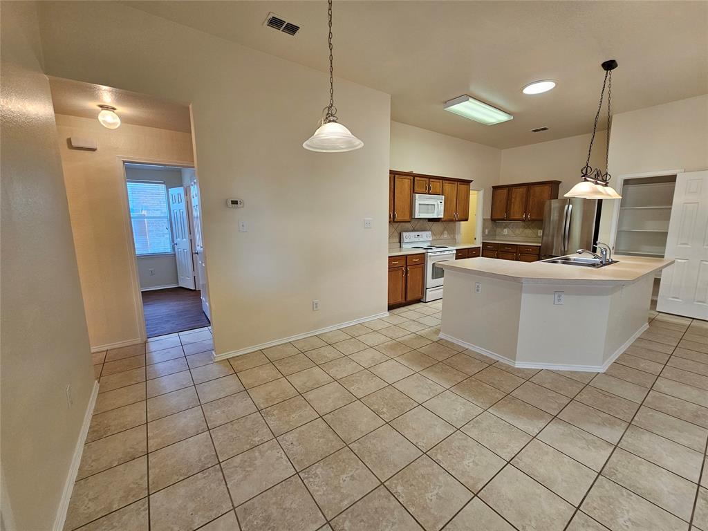 Falls Ph 2 - Residential Lease