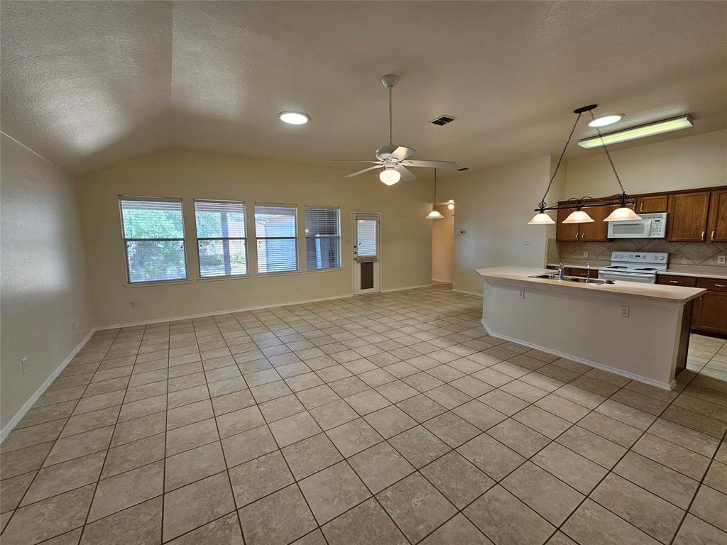 Falls Ph 2 - Residential Lease