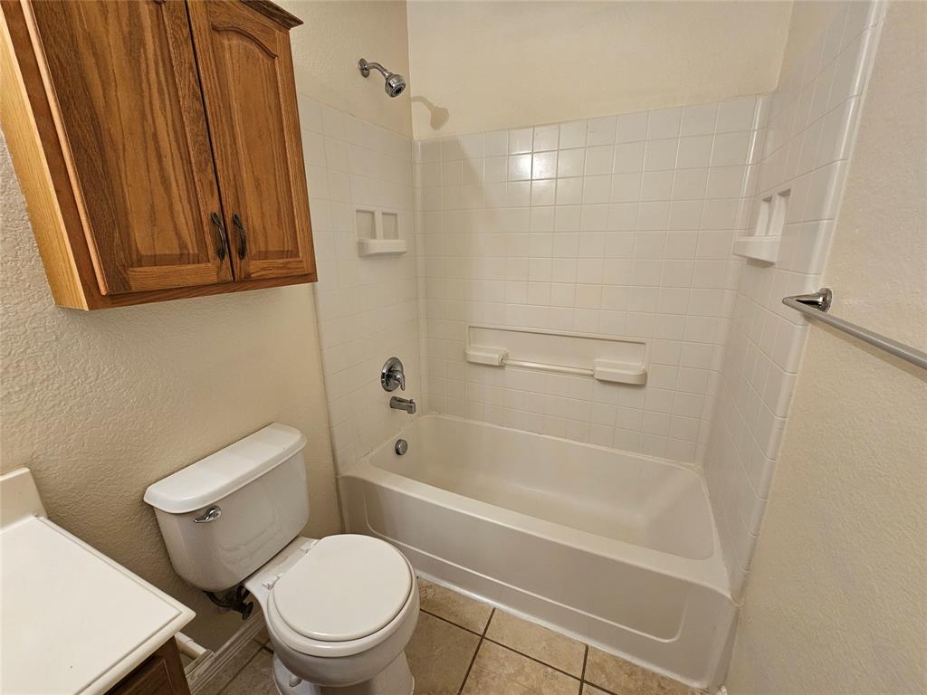 Falls Ph 2 - Residential Lease