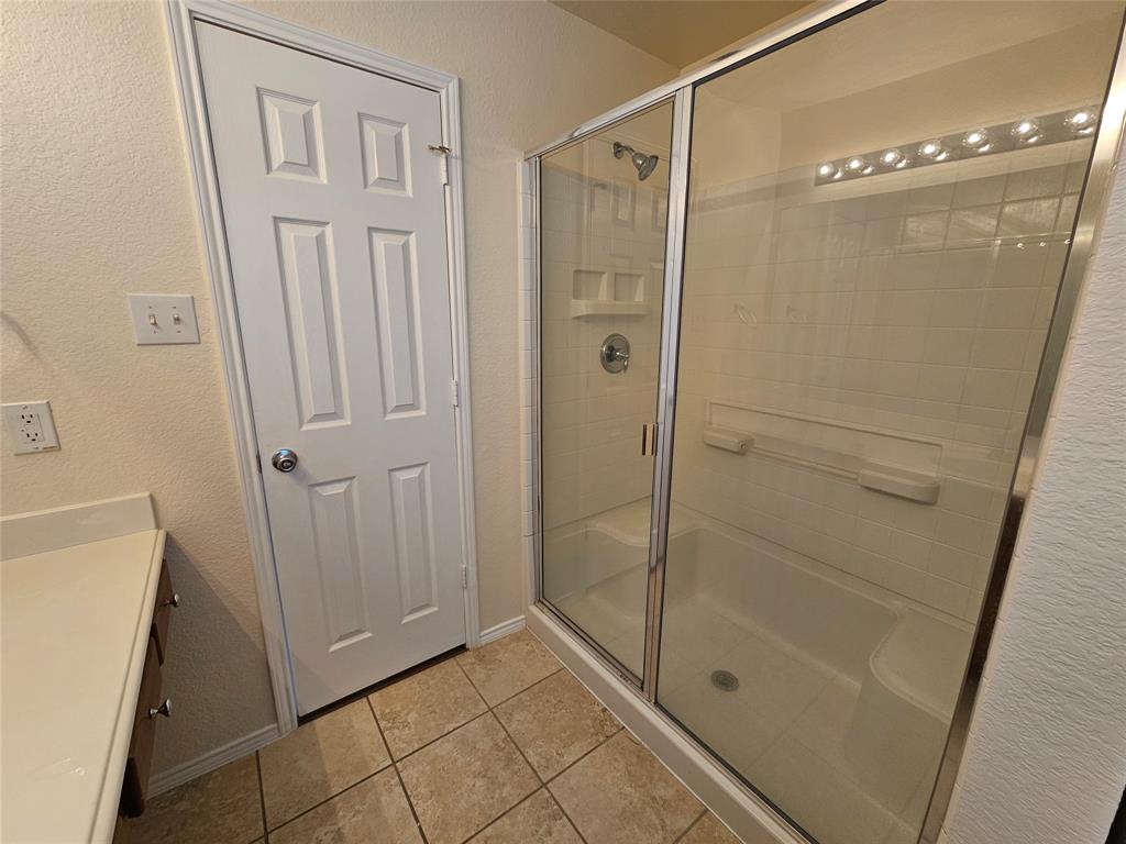 Falls Ph 2 - Residential Lease