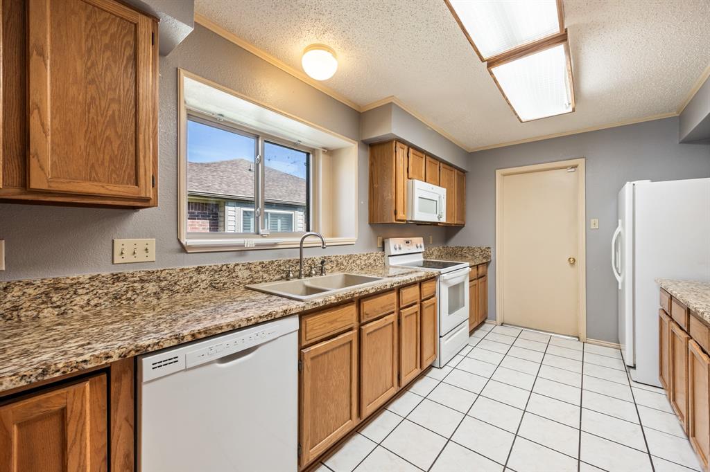 SCHREIBER ESTATES 4 - Residential Lease