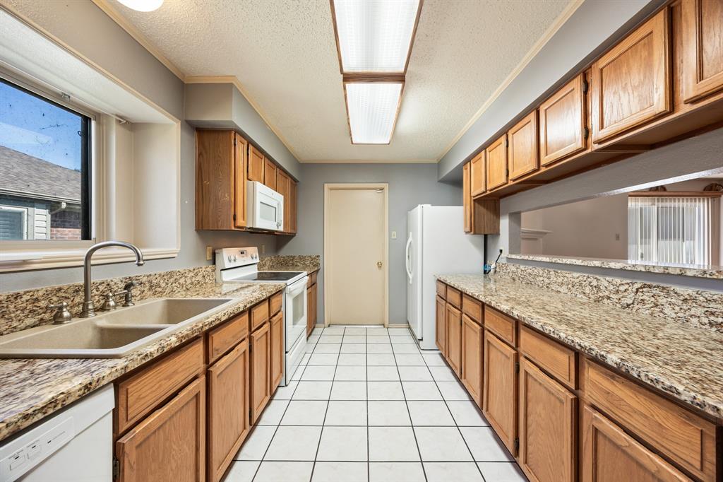 SCHREIBER ESTATES 4 - Residential Lease