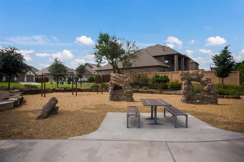 8521 Heard Hill Drive