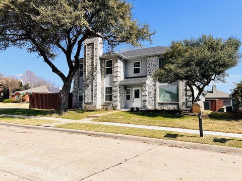 Photo of 7720 Radford Circle, Plano, TX 75025 (MLS # 21197846)