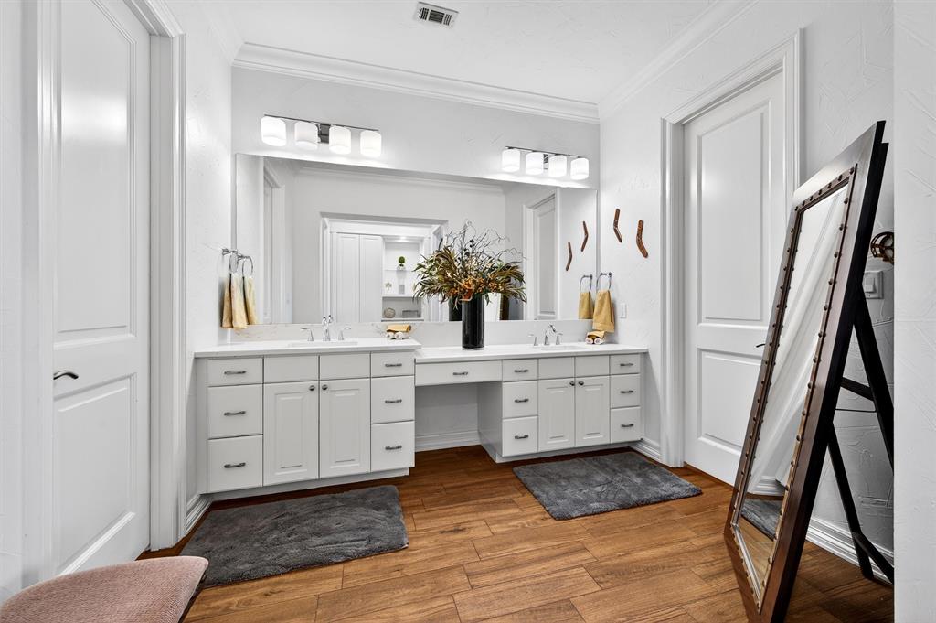 Diamond Pointe Ph One - Residential