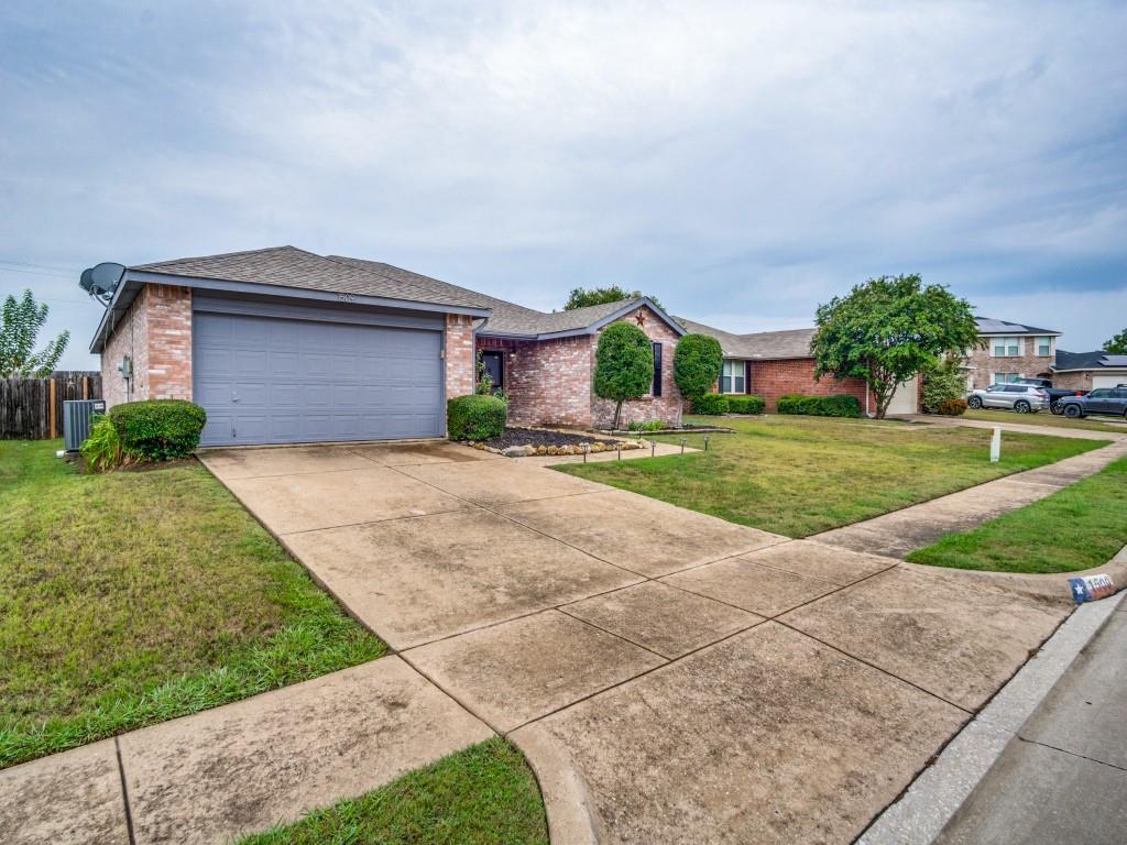 View Burleson, TX 76028 house