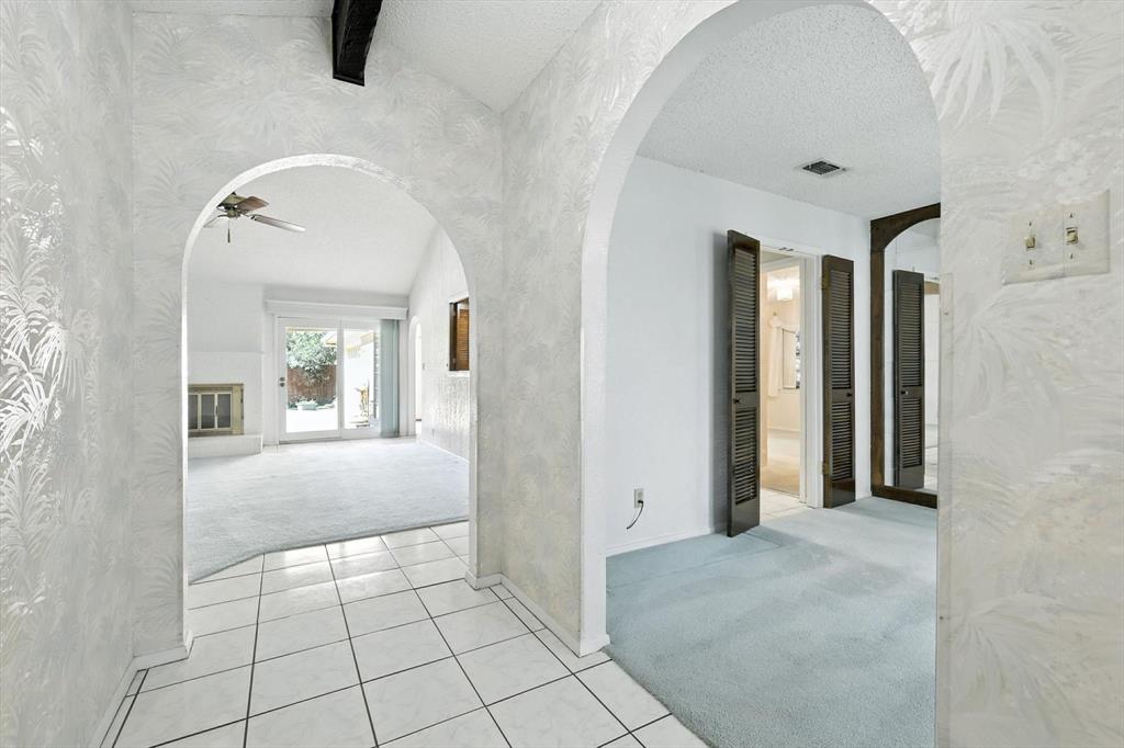 233 Hillview Drive