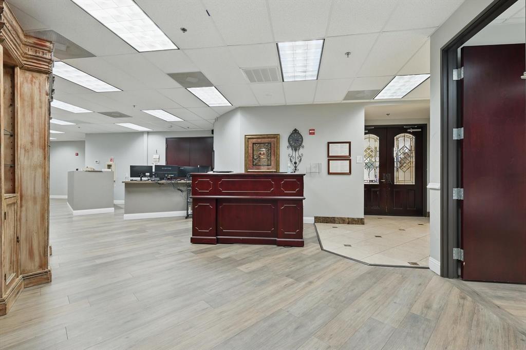 Preston Hedgcoxe Add - Commercial Sale