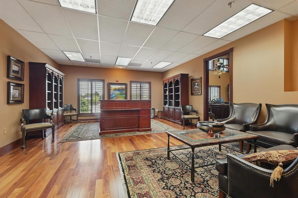 Preston Hedgcoxe Add - Commercial Sale