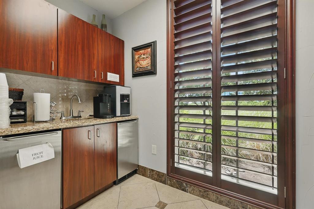 Preston Hedgcoxe Add - Commercial Sale