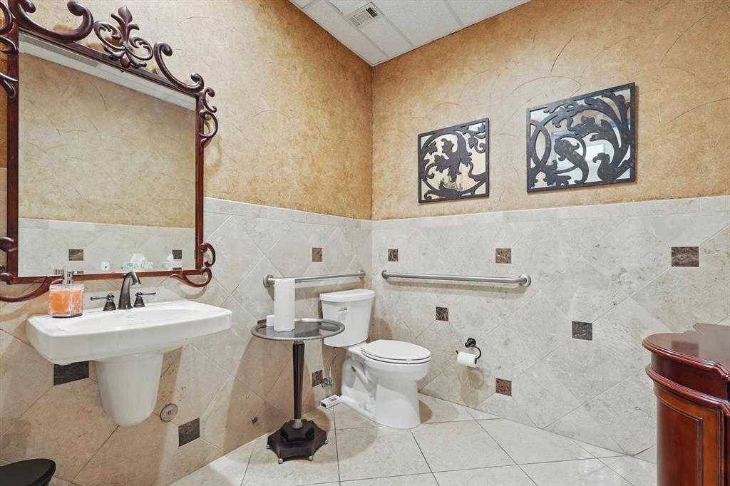 Preston Hedgcoxe Add - Commercial Sale