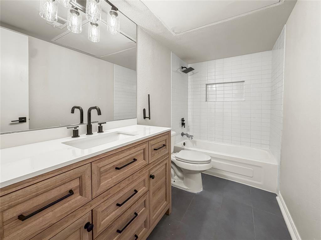 Preston Road Raquet - Residential