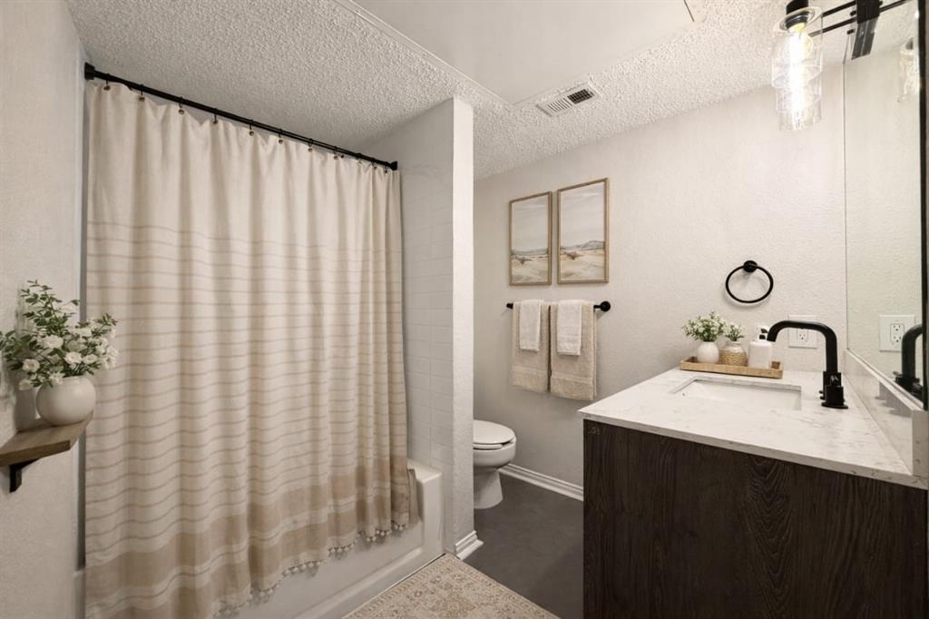 Preston Road Raquet - Residential