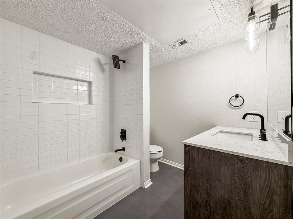 Preston Road Raquet - Residential