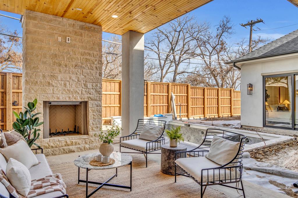 Lakeshore Hills rev - Residential