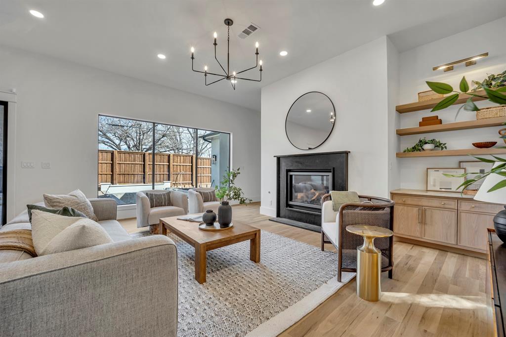 Lakeshore Hills rev - Residential