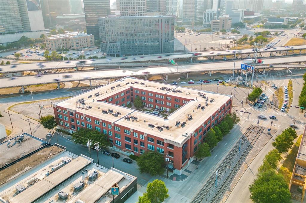 Live Oak Lofts Condo - Residential