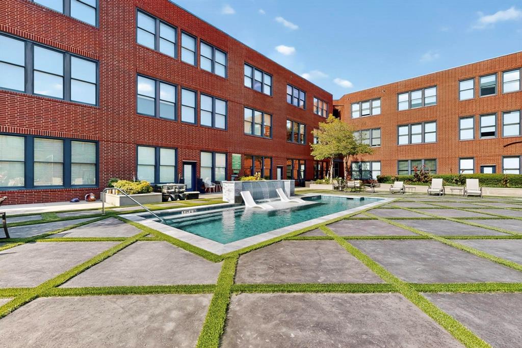 Live Oak Lofts Condo - Residential