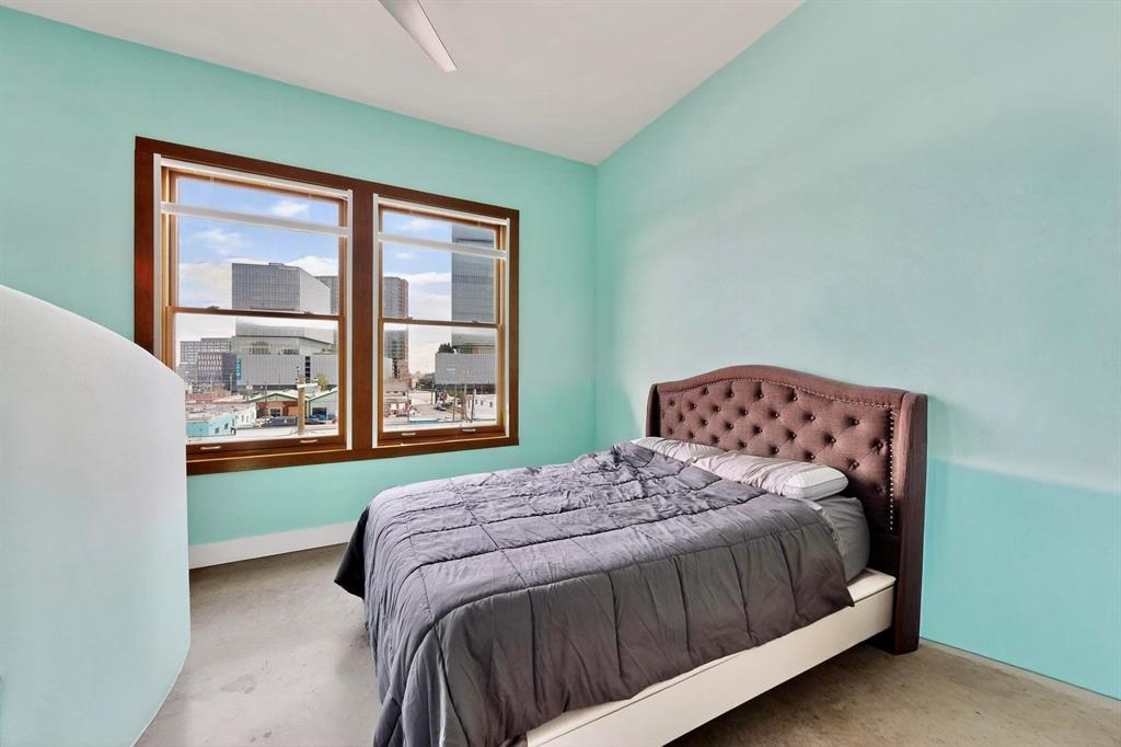 Live Oak Lofts Condo - Residential