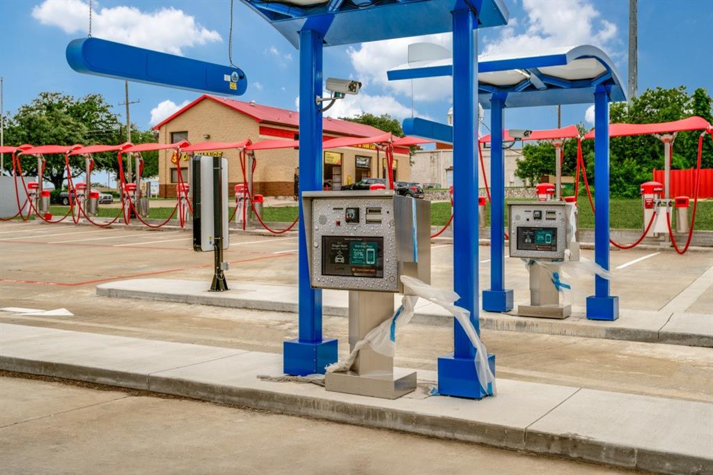 Nwc Clark Road & Beltline Road - Commercial Sale