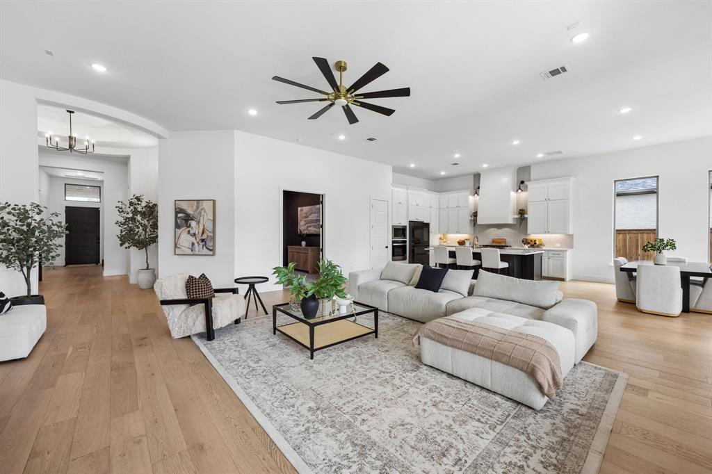 3140 Barclay Lane